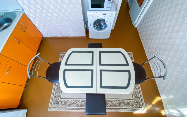 Uyutnaya na Zhmaylova Flat