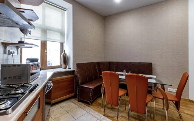 Marksa 17 Velikolepnaya Treshka Supercentr Apartments