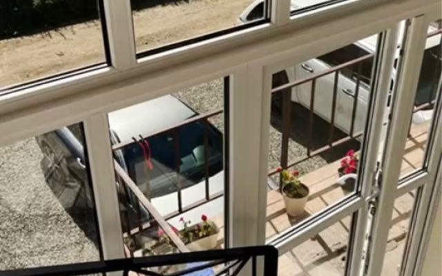 Dion Guest house