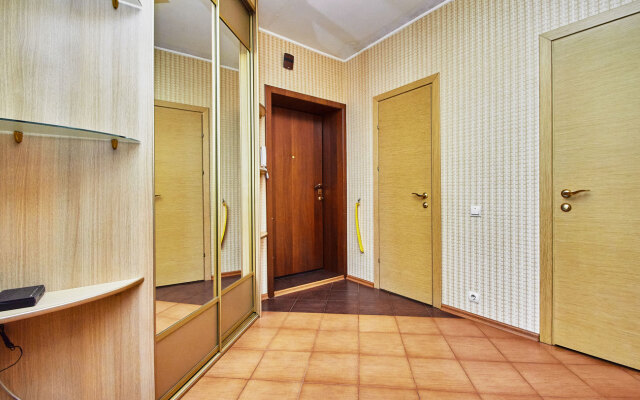 Квартира 2Комнатная Транспортная 7