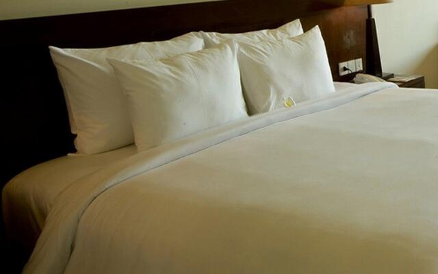 Olalani Resort  Hotel And Condotel