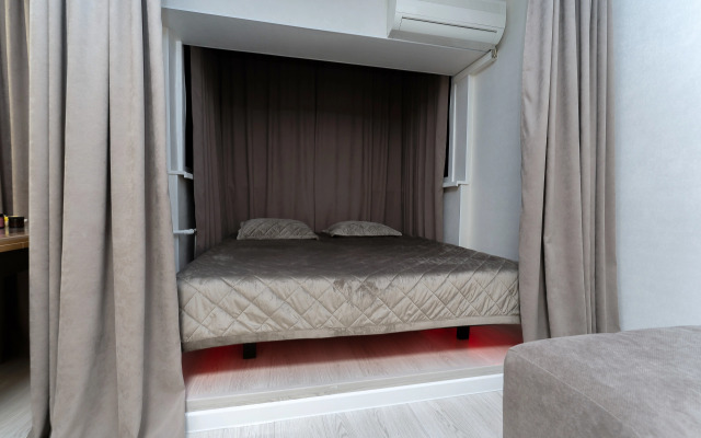 Novaya Dvukhkomnatnaya Tsentr Flat