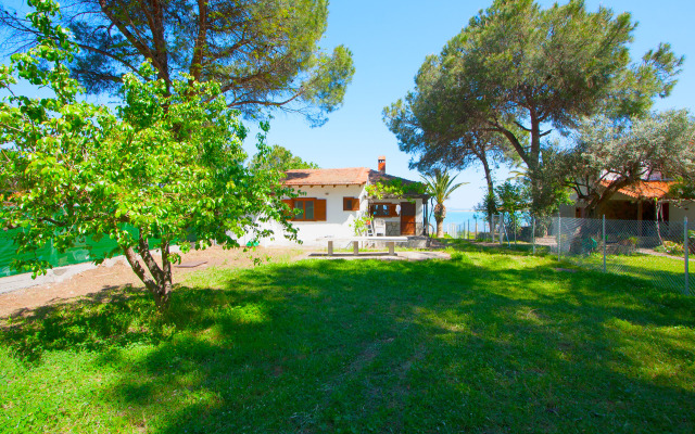 Docker BeachFront House Vourvourou Villa