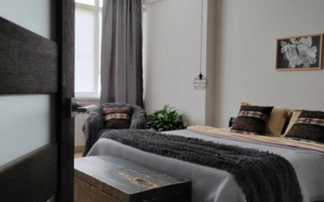 Zamechatelnaya Kvartira V Elitnom Dome flat