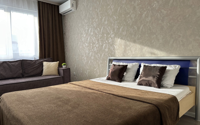 Апартаменты LikeHome на Дорофеева 7