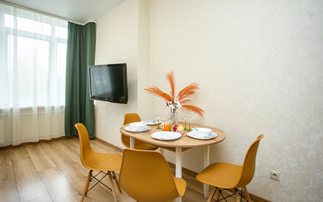 Unique Apart Vesta na Michurina ryadom s Kaznacheystvom. Azotom i Pivovarney Barzha na Michurina 58/3 Apartment