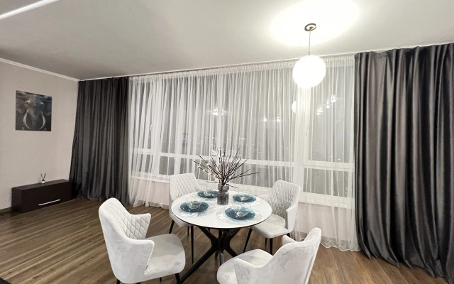 Na Ulitse Karyernaya 24 Flat