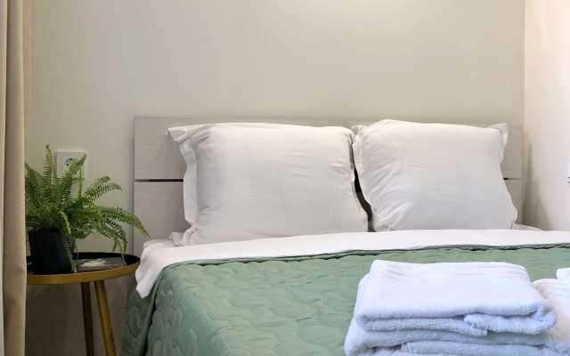 Апартаменты Экзотика возле Аэропорта на 2 Гостя