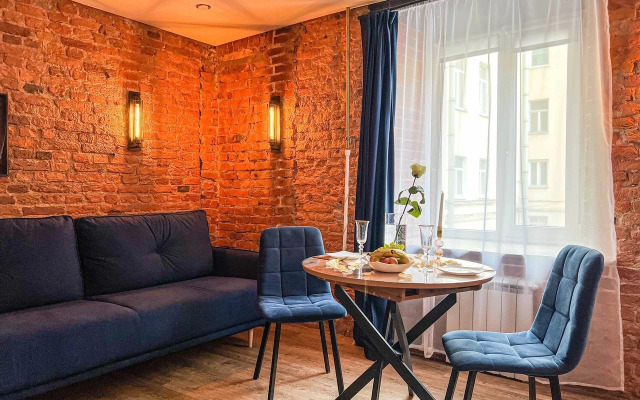 U Fontanki S Parkovkoy Flat