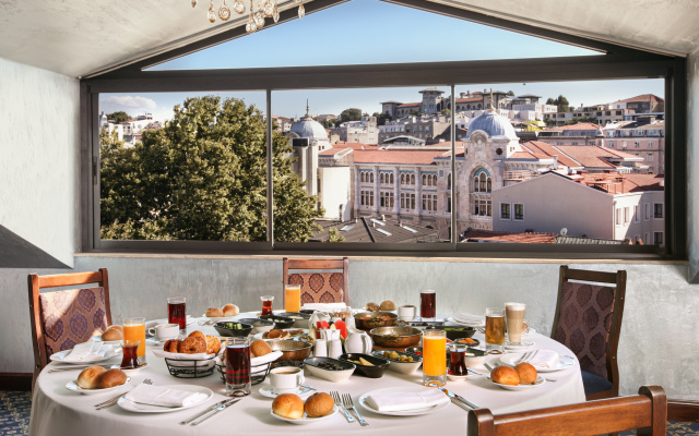 Legacy Ottoman Hotel - Image 7