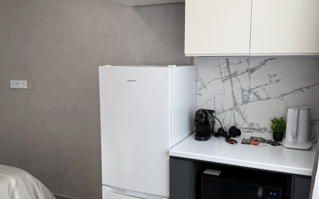 Dizaynerskaya Dvukhkomnatnaya v Tsentre Kurortnoy Zony Flat