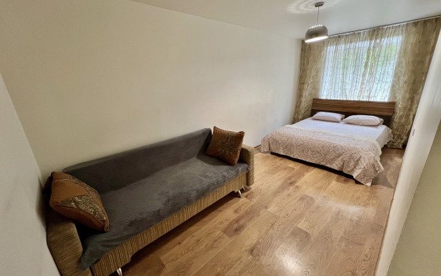 3-Kh Komnatnaya Klassa Lyuks Okolo Zh/d Vokzala Flat
