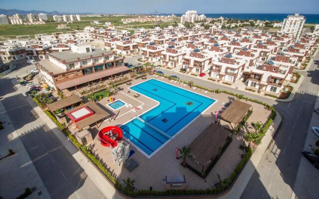 Sea Life Apartments Longbeach Cyprus