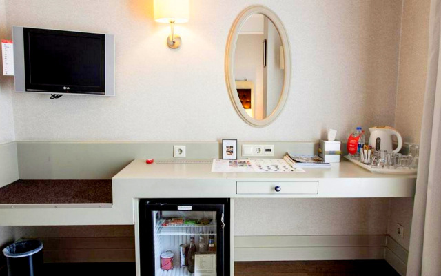 Faros Hotel Old City