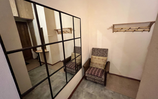 Уютная Семейная двухкомнатная квартира Невский 13 с балконом и парковкой