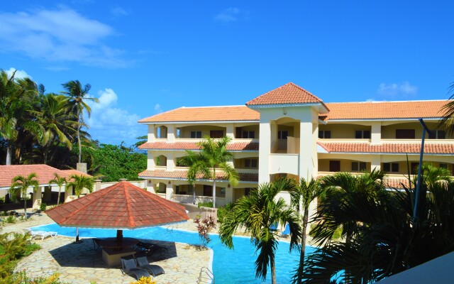 The Palm Beach Luxury Condo Apart-Hotel