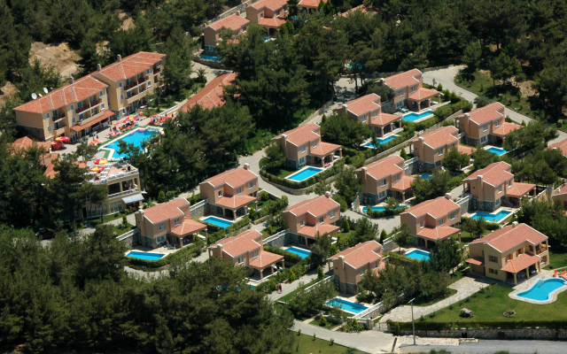 Pine Club Apart Hotel