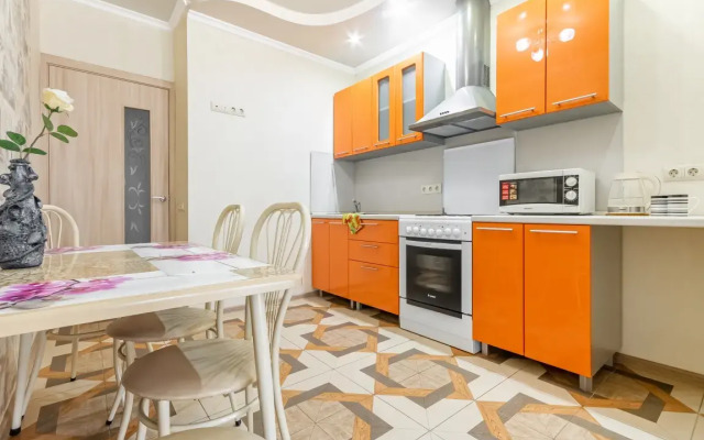 Апартаменты Стандартные с Балконом Юг-Апарт