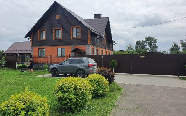 Lyubimy Suzdal Guest House