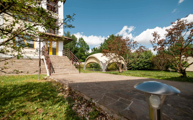 Shato Snegiri Private house