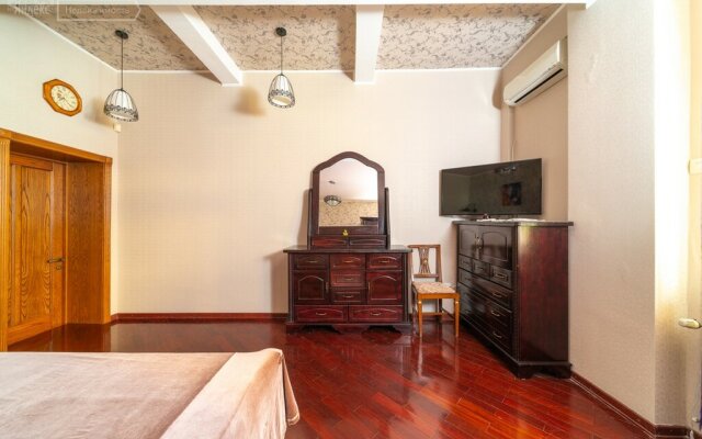 Na Tsyurupyi 7 Apartaments