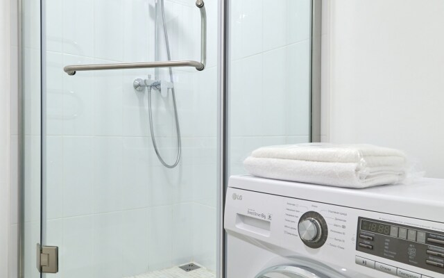 Апартаменты центр города на Савиных