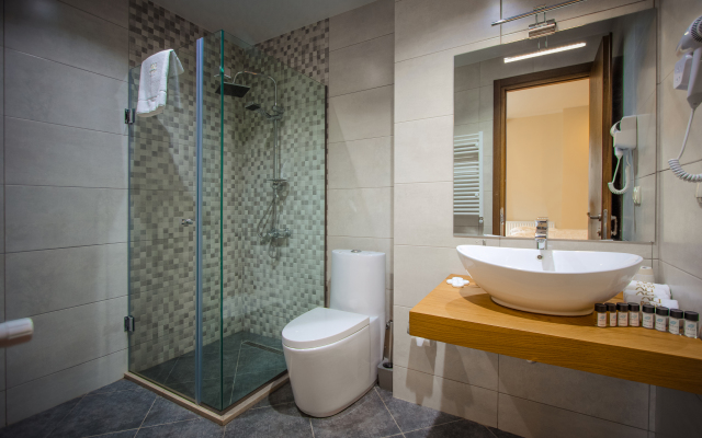 Auroom Resort Hotel