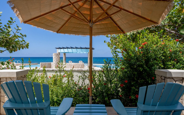 Ocean Cliff Hotel