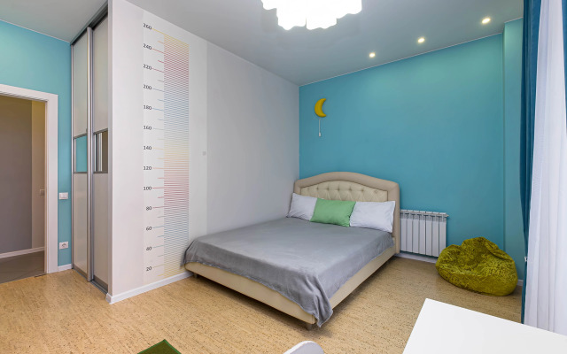 Квартира Семейная Трёхкомнатная с видом на Обь