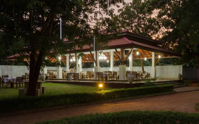 Chenra Hotel