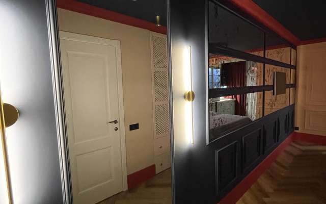 V Tsentre so Svoey Parkovkoy v 10 Minutah do Mamayev Kurgan Apartments