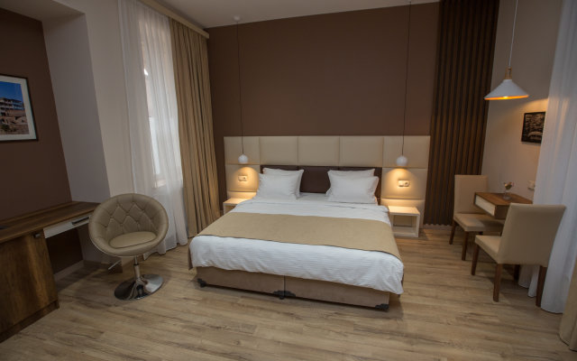 Отель History Tbilisi