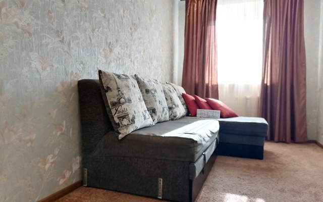 Atmosfera Komforta Geologorazvedchikov 9 Apartments