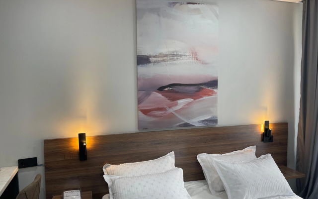 Hotel Airis Residence