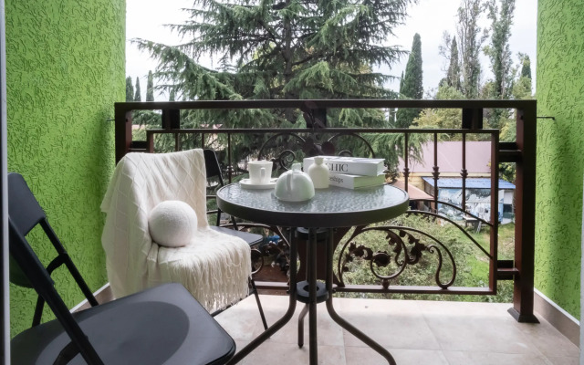 Red Apartments Art Layt Siti Apartament Dzhovanni Apartments