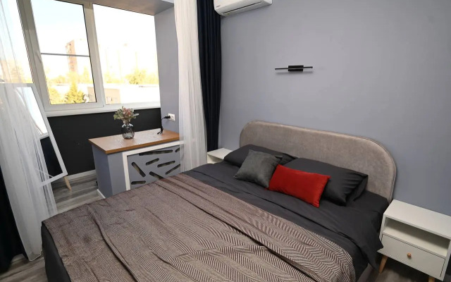 Квартира с дизайнерским ремонтом Rent House в центре