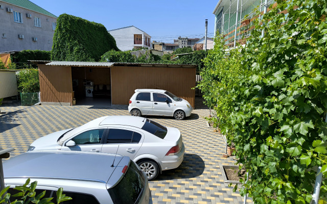 Oazis Guest House