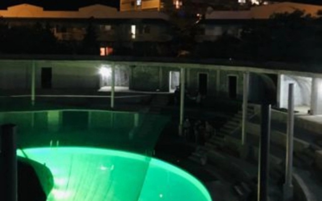 Апартаменты На Базе Отдыха Любоморье