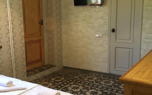 Apple Tree Guest House