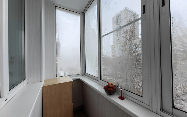 Квартира-студия с балконом на Синельникова 1