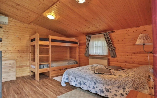 2 Gelaland Private House