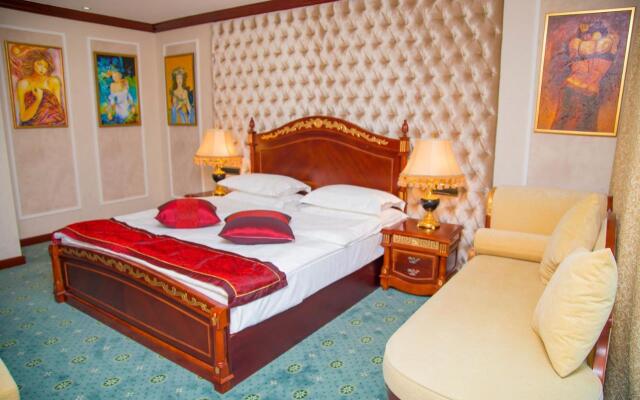 Hotel Golden Coast