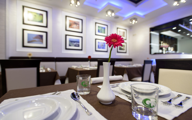 Vikej Hotel