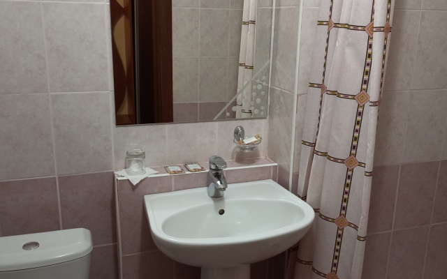 Отель Поворот