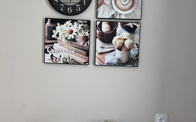 V Tsentre Yarkogo Goroda Flat
