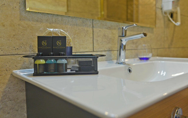 New Garden Hotel