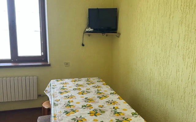 3kh komnatnaya kvartira na Baltiyskoy kose Flat