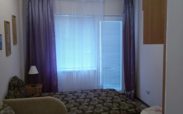 Апартаменты На Базе Отдыха Любоморье