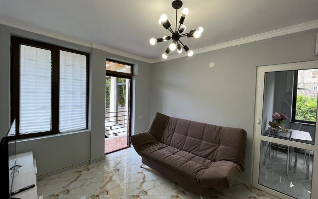 V Gostyakh u Skazki Turbaza Guest House