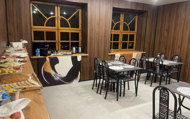 Hotel Airis Residence